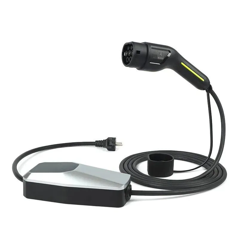 Cargador BMW CE 02 2024-2025
